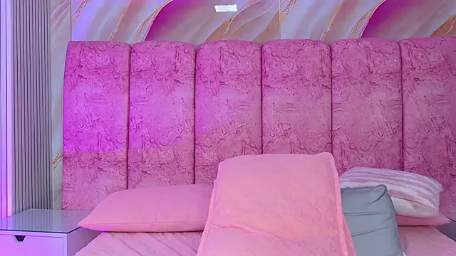 emmacurvy: онлайн-секс-чат