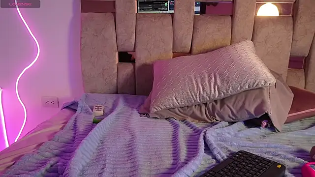 Petitte_Mussa Adlı Modelin Canlı XXX Sohbeti