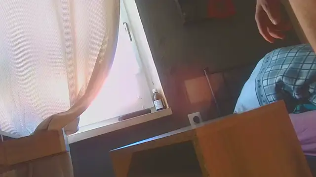 T0Yforeskin Adlı Modelin Web Kamerası Şovu