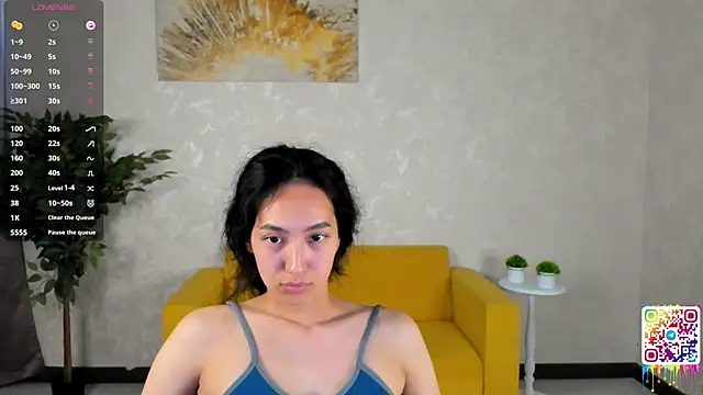 Czat XXX na żywo – FlirtyAura