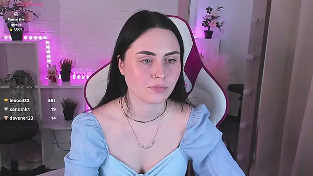 NoraLumi 现场XXX聊天