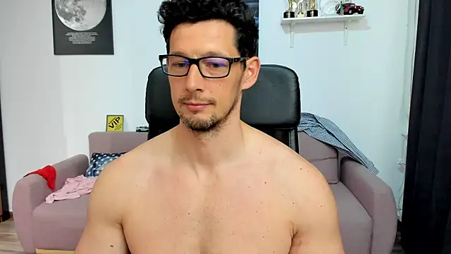 Вебкам-шоу BrutusK08