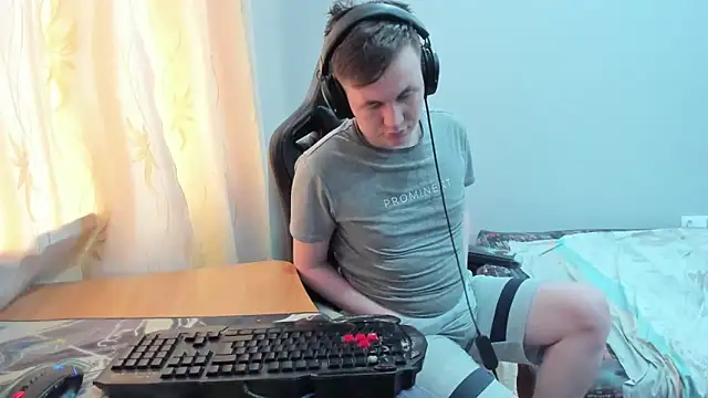 iliaskrislove – Kamerová šou