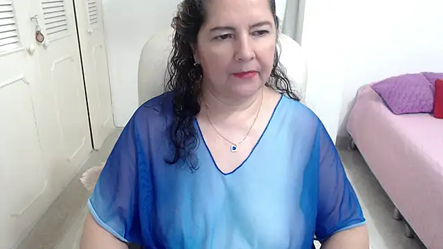 leonela_69 – Naživo XXX chat