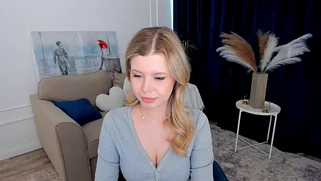 FollowLoveeのライブXXXチャット