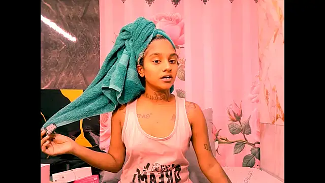 indian_barbie 现场XXX聊天