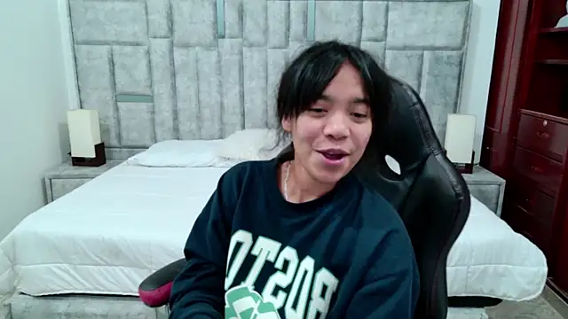 laureentt_ Chat XXX live