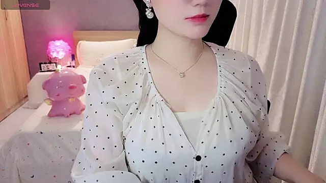 Živý XXX chat JENNIE-16