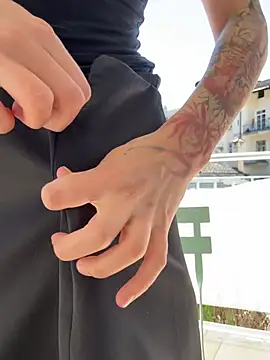 Musae élő XXX-chatje