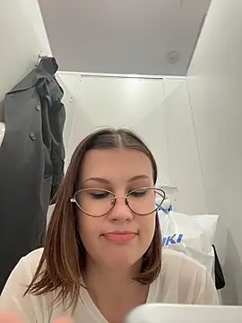 RinaCat live XXX chat