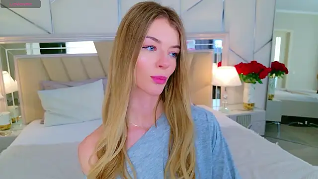 MeganMour's Webcam Show