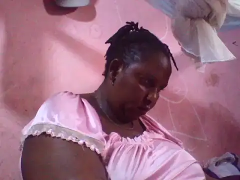 Pokazy przed kamerką – big_clits