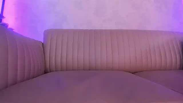 Chatroom XXX en direct de AnnaTylor