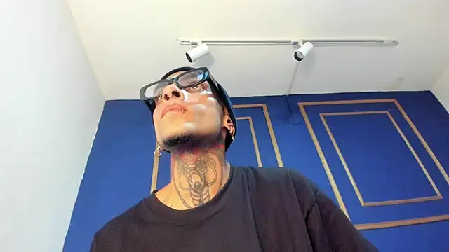 Demon_Rose_ 现场XXX聊天