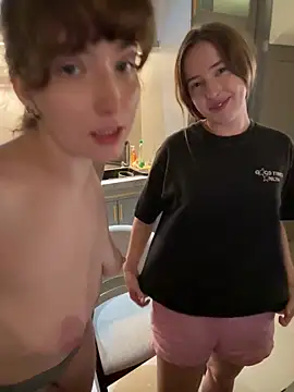 Nura_n_Sarah 网络视讯表演