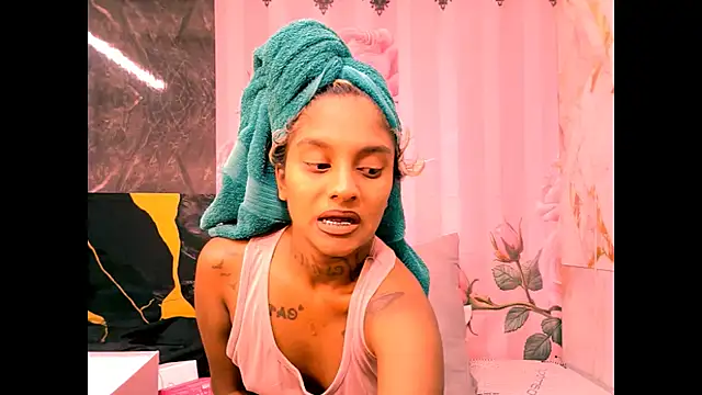 indian_barbie Chat XXX live