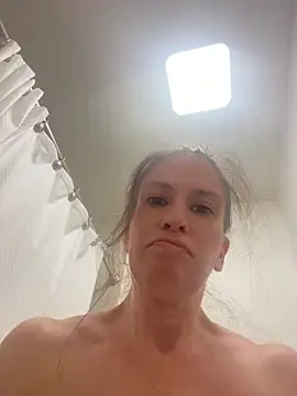 lolalove6968's Live XXX Chat