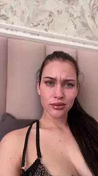 Webkamerová show KikiWatson