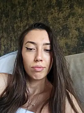 Virgin_Star 在線直播表演