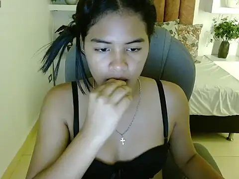 แชท XXX สดของ Lunilove__