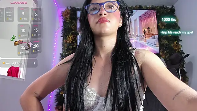 emily_palmeer live XXX chat