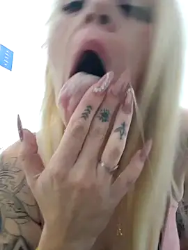 Pokazy przed kamerką – lapola1989