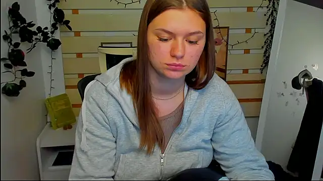 Josephine_Kiss Live XXX-Chat