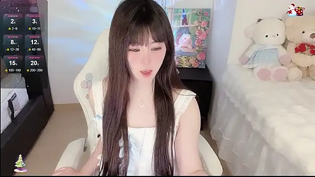 yuii-7 在線直播表演