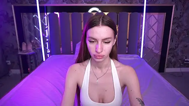 Chat +18 de Snow_WhiteeeX ao vivo