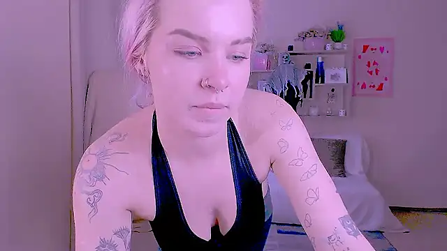 دردشة Hot_Blonda الجنسية المباشرة