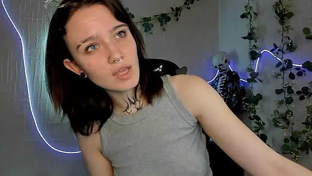 Elastikisss Adlı Modelin Canlı XXX Sohbeti