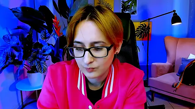 LixeLuna live XXX chat