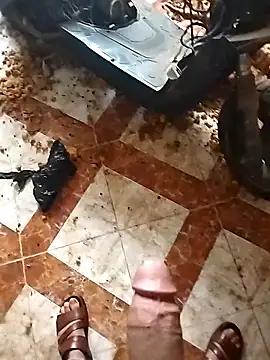 Oussama__001 webkamerás műsora