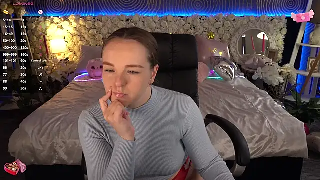 Webkamerová show FoxyShy