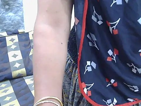 Secret_Bhabhi's Live XXX Chat