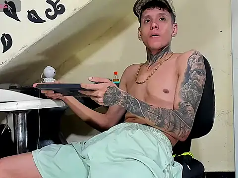 Pokazy przed kamerką – gabriel_reyes21