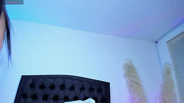 Scarlet_Hiit's Live XXX Chat