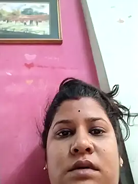 pinkisaha75's Live XXX Chat