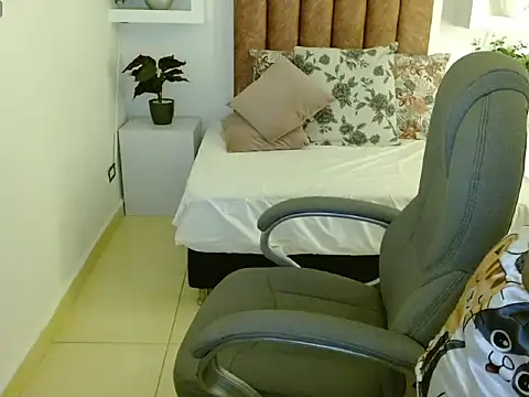 Lunilove__ – Live XXX-chat