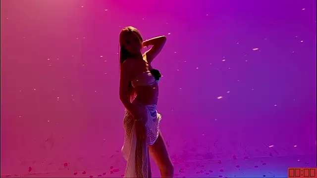 TNT-Sister Show in webcam