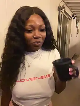 mochakaiaのライブXXXチャット