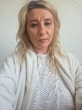 KaylinJan Live XXX-chat