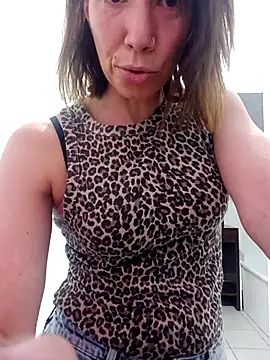 Nlixxx Adlı Modelin Canlı XXX Sohbeti