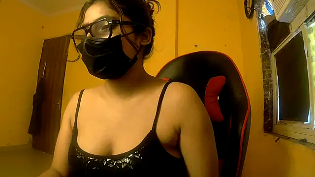 callmeshreyaのライブXXXチャット