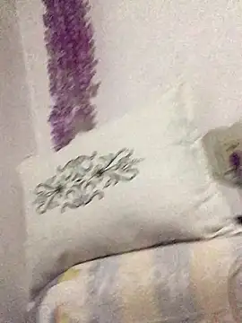 yaocaobi8's Live XXX Chat