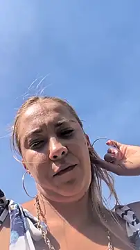 Risky_girl23_ – Live XXX-chat