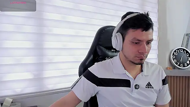 Chat XXX ao vivo de Rick_Adams