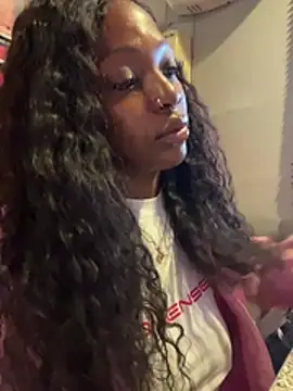 mochakaia élő XXX-chatje