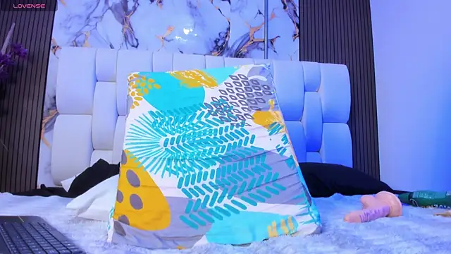 alisstarr élő XXX-chatje