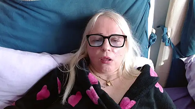 แชท XXX สดของ martachatte